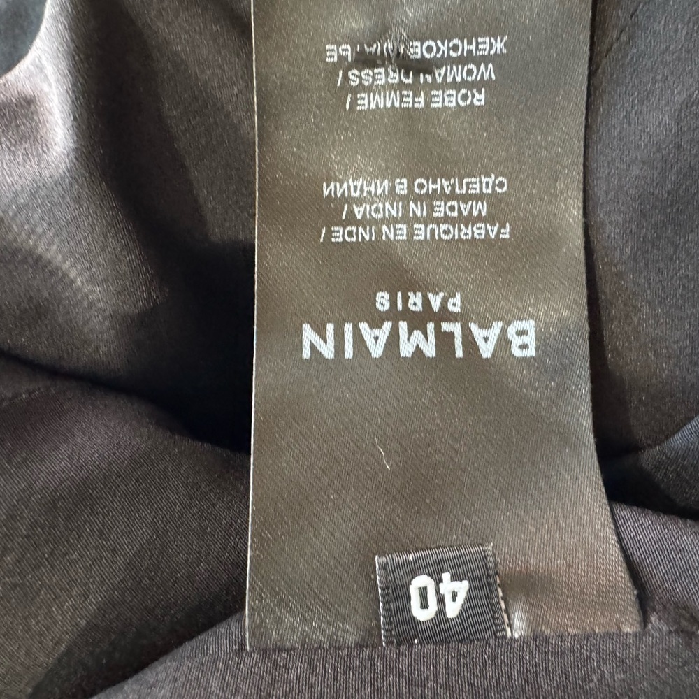 Balmain
Degrade Crystal Mini Dress NWT FR 40 $5950 - Picture 6 of 16